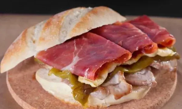 bocadillo-serranito